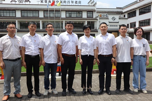 企業(yè)動態(tài)丨蓮都區(qū)委黨校項(xiàng)目部開展“同心慶七一·校企話共富”活動